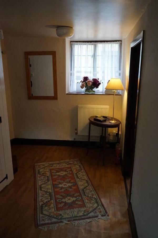 Stunning Historic 2-Bed House In Shaftesbury Villa Bagian luar foto