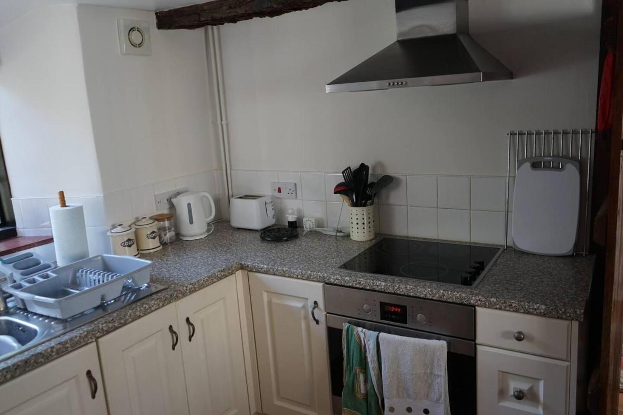 Stunning Historic 2-Bed House In Shaftesbury Villa Bagian luar foto