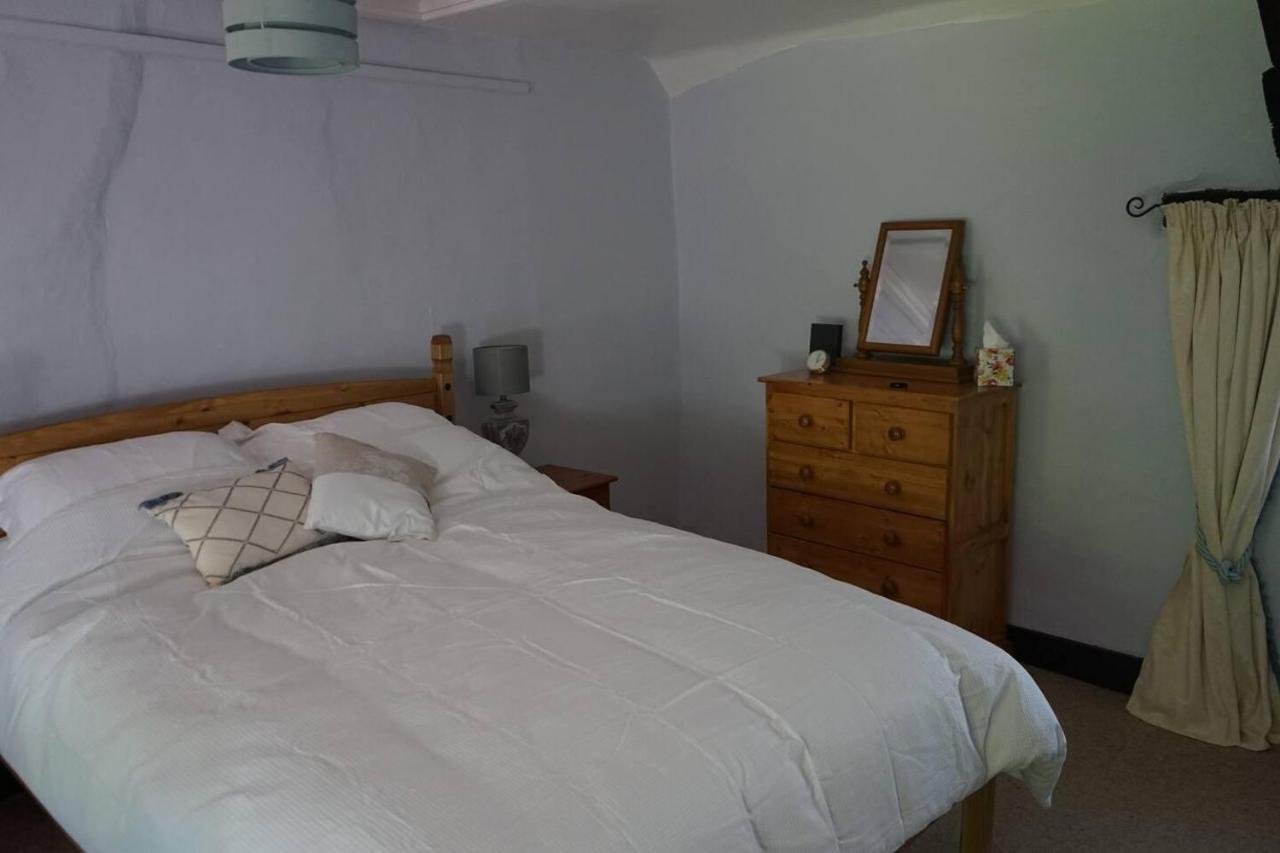 Stunning Historic 2-Bed House In Shaftesbury Villa Bagian luar foto