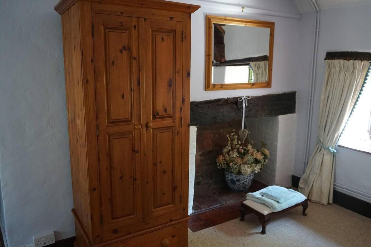 Stunning Historic 2-Bed House In Shaftesbury Villa Bagian luar foto